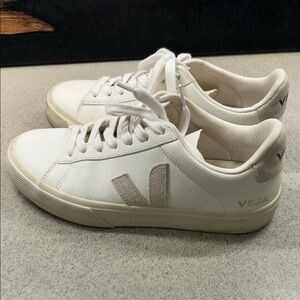 Veja Women's Cream and White Sneakers